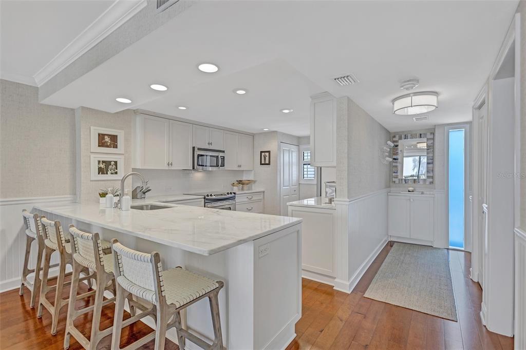 Sarasota, Florida, 34242, United States, 2 Bedrooms Bedrooms, ,2 BathroomsBathrooms,Residential,For Sale,1895415
