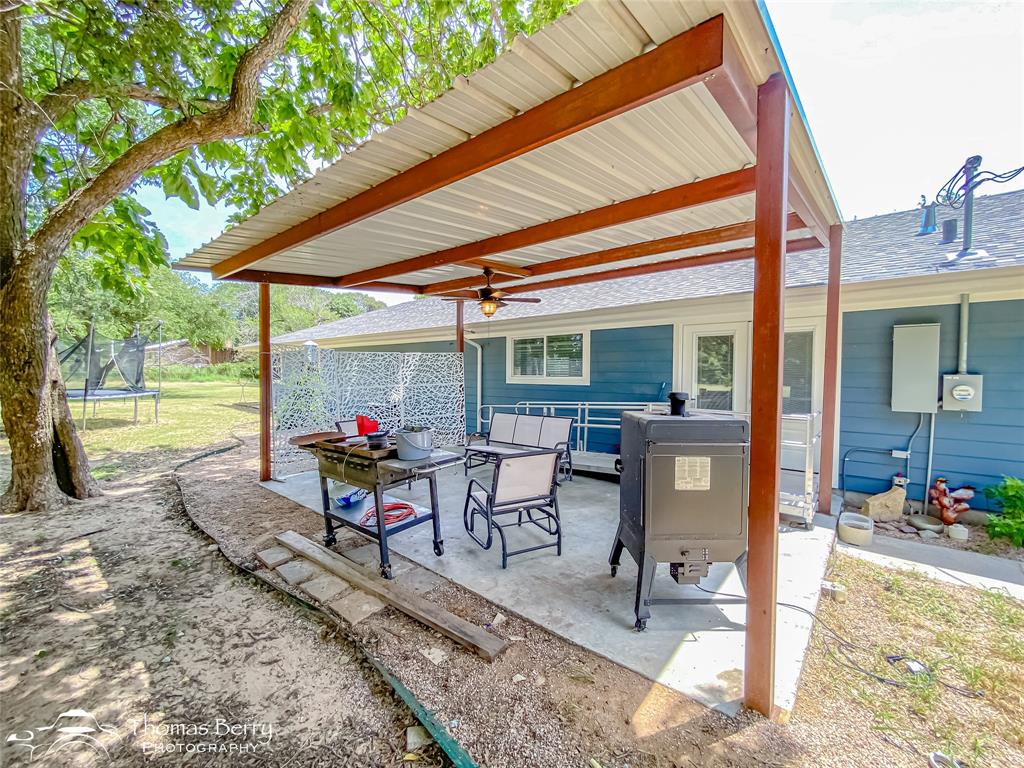 Clyde, Texas, 79510, United States, 3 Bedrooms Bedrooms, ,2 BathroomsBathrooms,Residential,For Sale,1898763