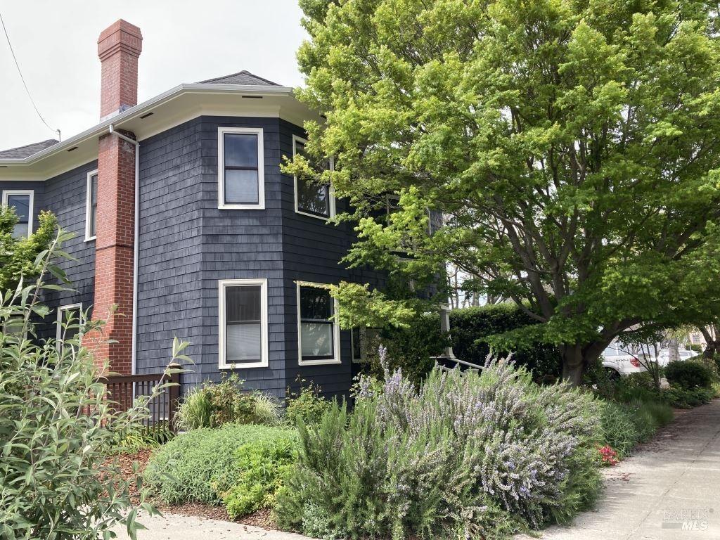 Napa, California, 94559, United States, 5 Bedrooms Bedrooms, ,3 BathroomsBathrooms,Residential,For Sale,1991886