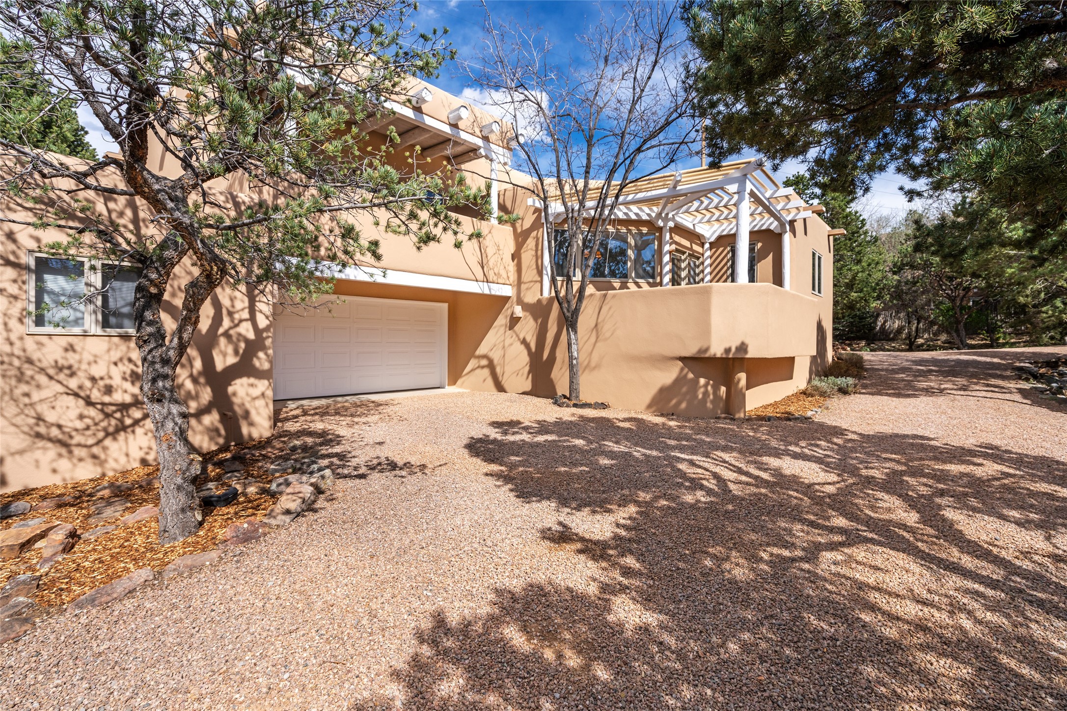  773 Aspen Compound - 物件實景