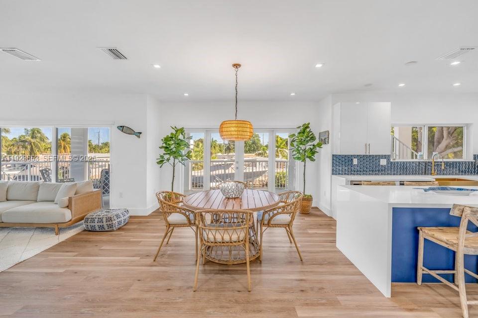 Key Largo, Florida, 33037, United States, 5 Bedrooms Bedrooms, ,3 BathroomsBathrooms,Residential,For Sale,2002061