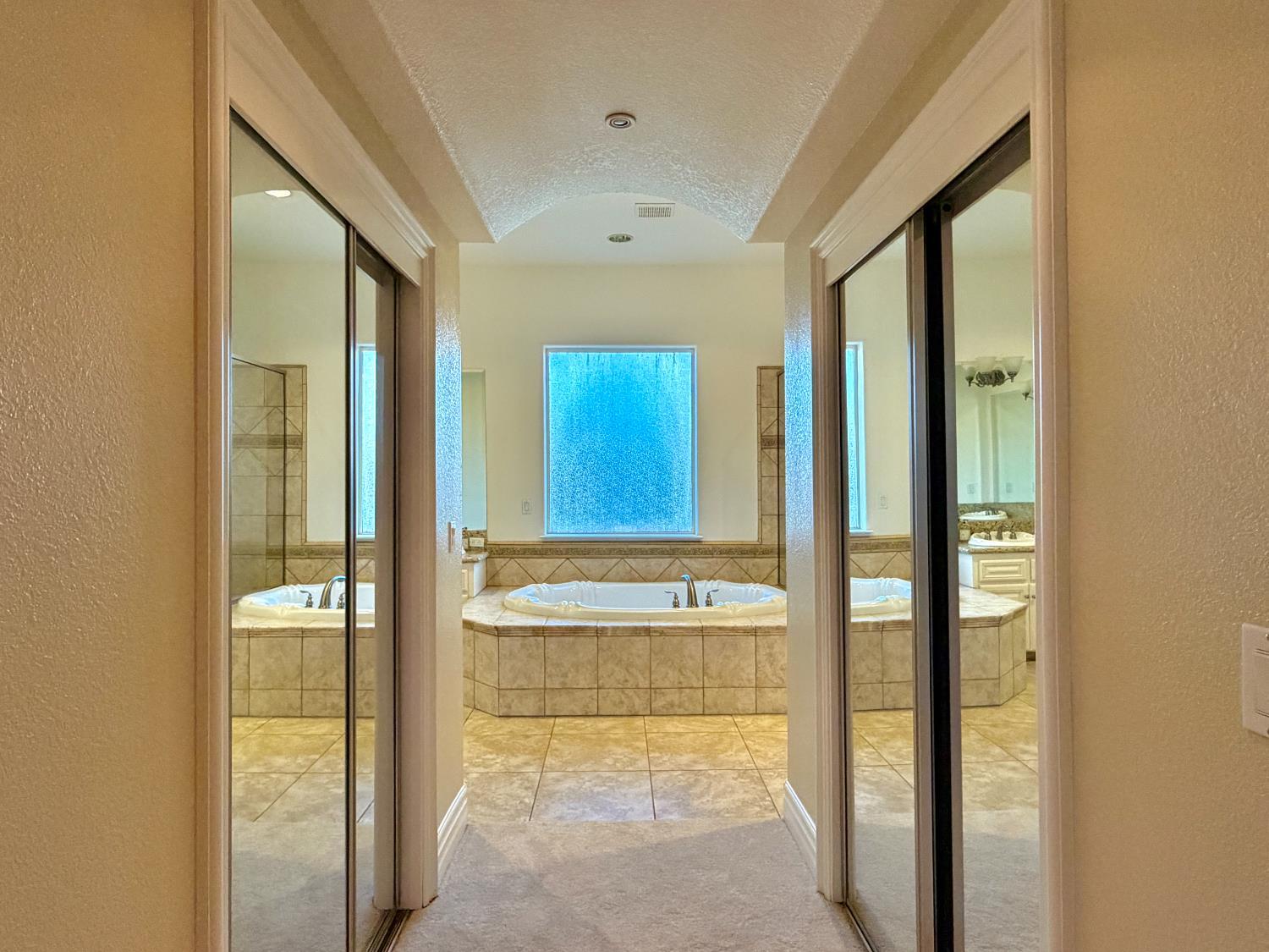 Madera, California, 93638, United States, 4 Bedrooms Bedrooms, ,4 BathroomsBathrooms,Residential,For Sale,2001242