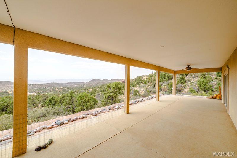 Kingman, Arizona, 86401, United States, 3 Bedrooms Bedrooms, ,2 BathroomsBathrooms,Residential,For Sale,1980873