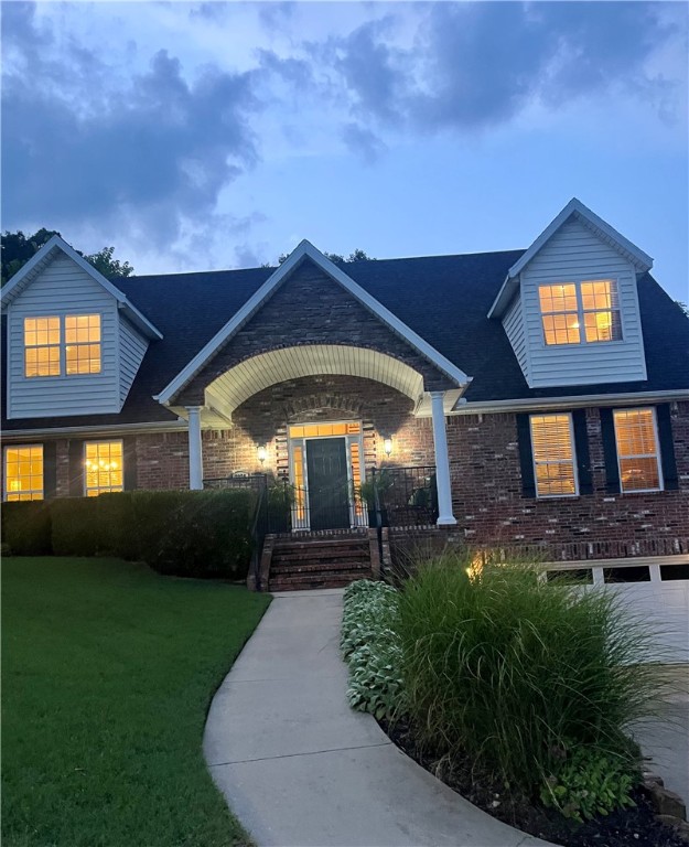 2370 E Meandering Way, Fayetteville, Arkansas, 72701, United States, 4 Bedrooms Bedrooms, ,5 BathroomsBathrooms,Residential,For Sale,2370 E Meandering Way,1618973