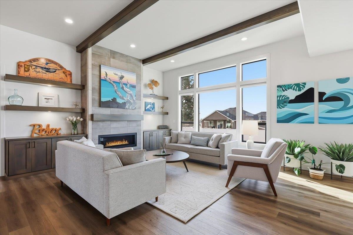 Spokane, Washington, 99208, United States, 5 Bedrooms Bedrooms, ,3 BathroomsBathrooms,Residential,For Sale,1992809