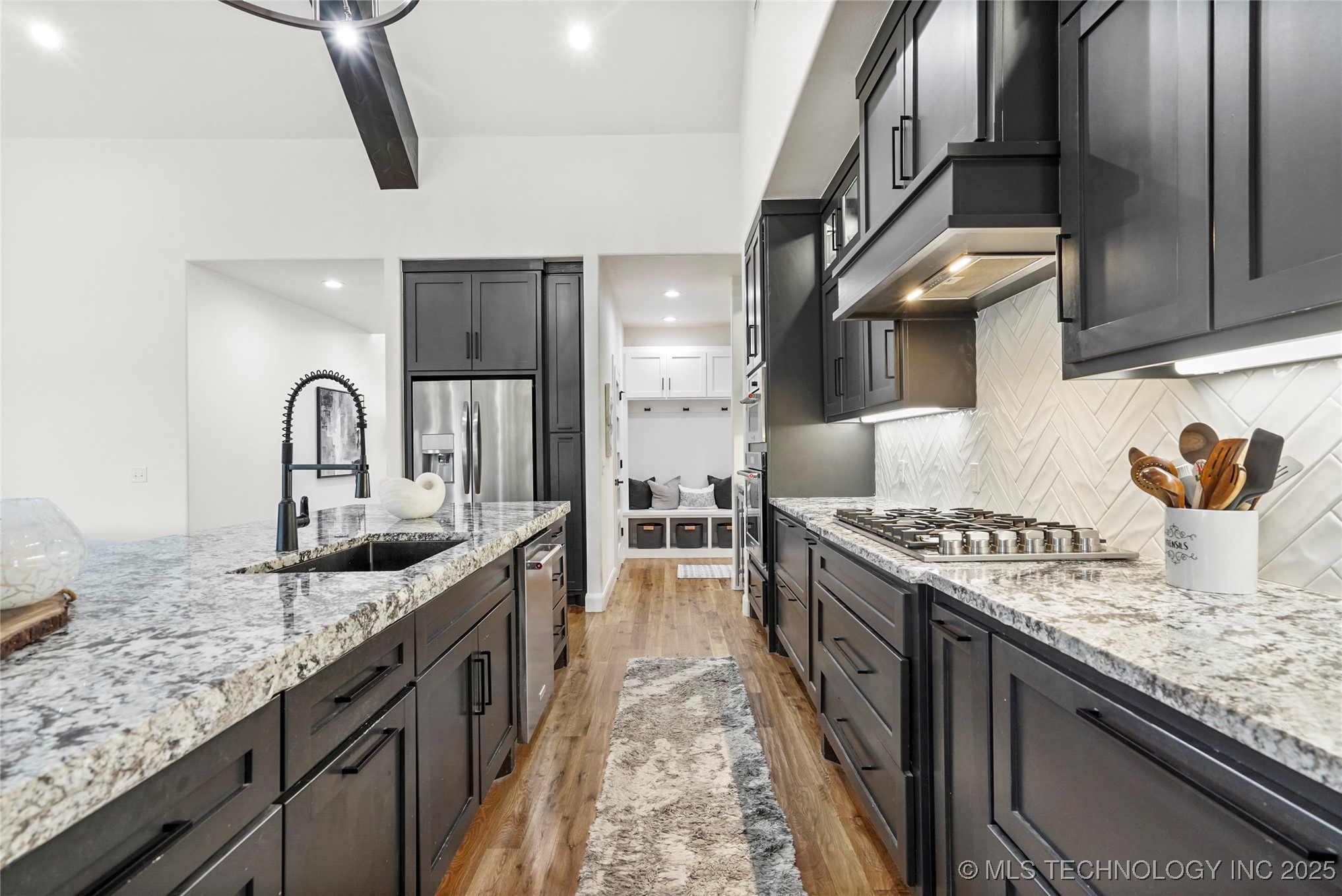 Broken Arrow, Oklahoma, 74014, United States, 3 Bedrooms Bedrooms, ,4 BathroomsBathrooms,Residential,For Sale,1997377