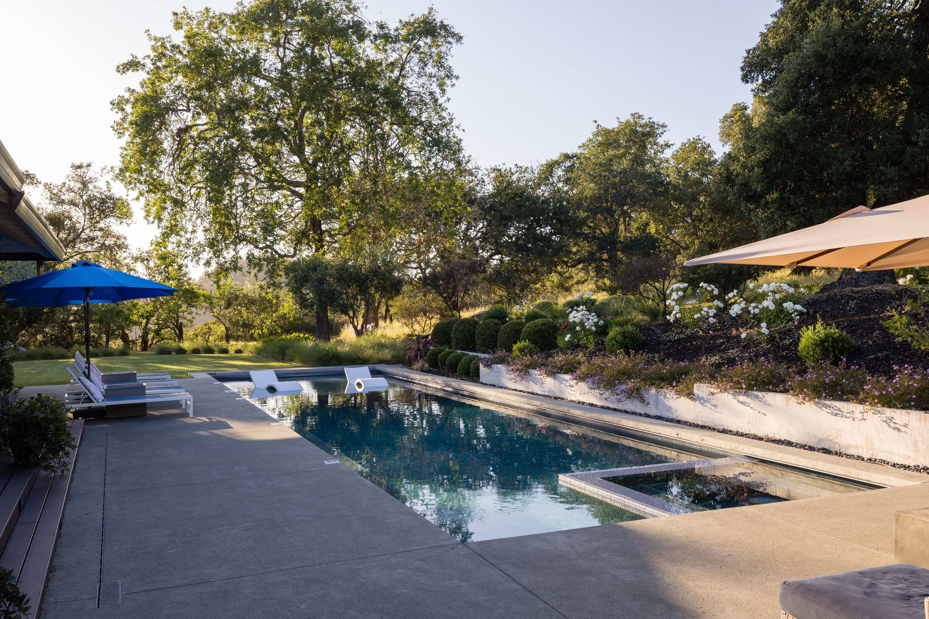  Income Producing Calistoga Compound - 物件實景