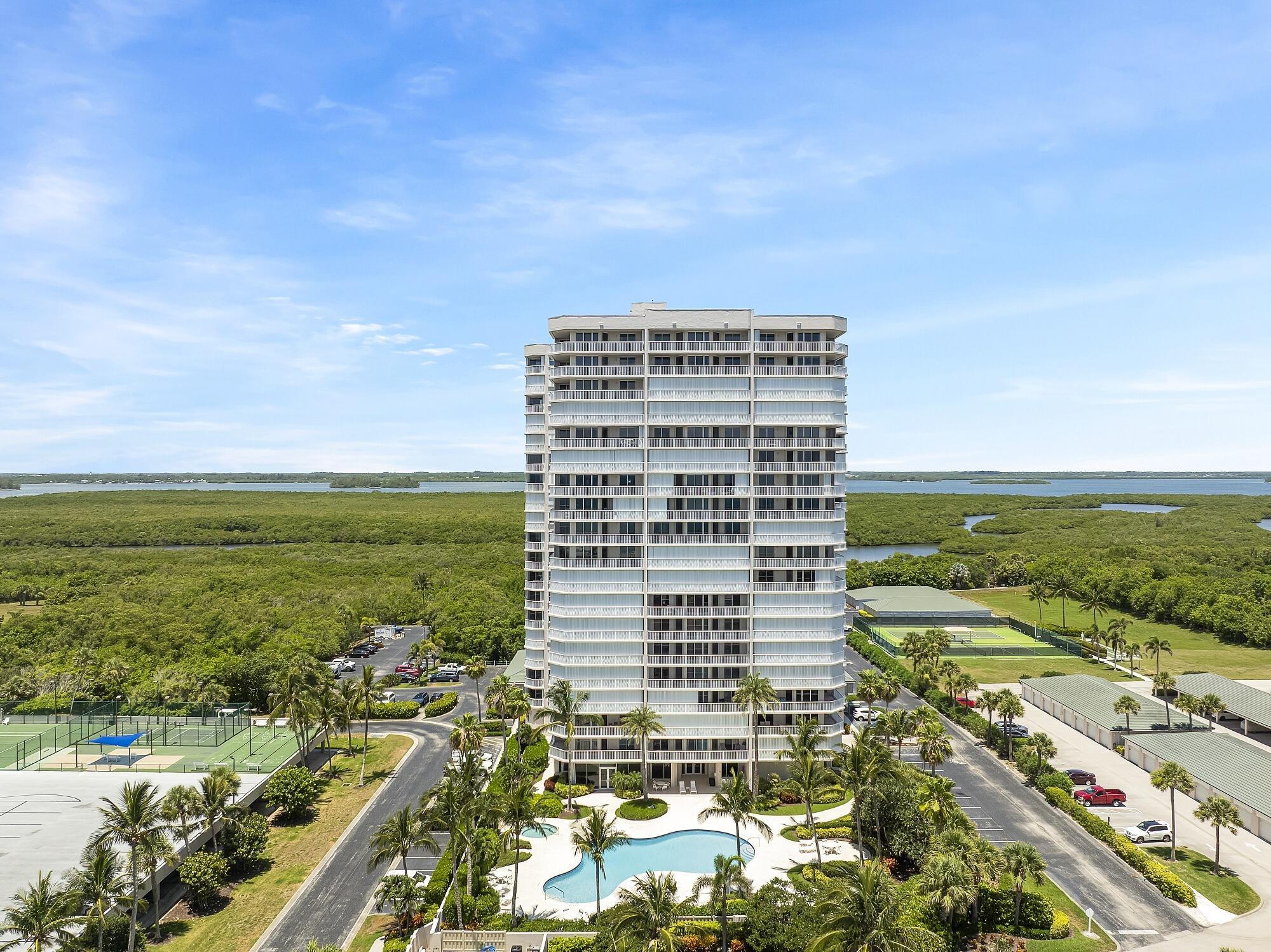 Hutchinson Island, Florida, 34949, United States, 3 Bedrooms Bedrooms, ,2 BathroomsBathrooms,Residential,For Sale,1959425