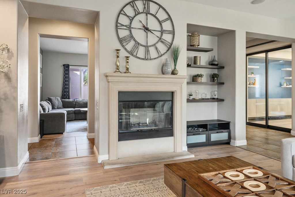 Henderson, Nevada, 89044, United States, 5 Bedrooms Bedrooms, ,5 BathroomsBathrooms,Residential,For Sale,2003253