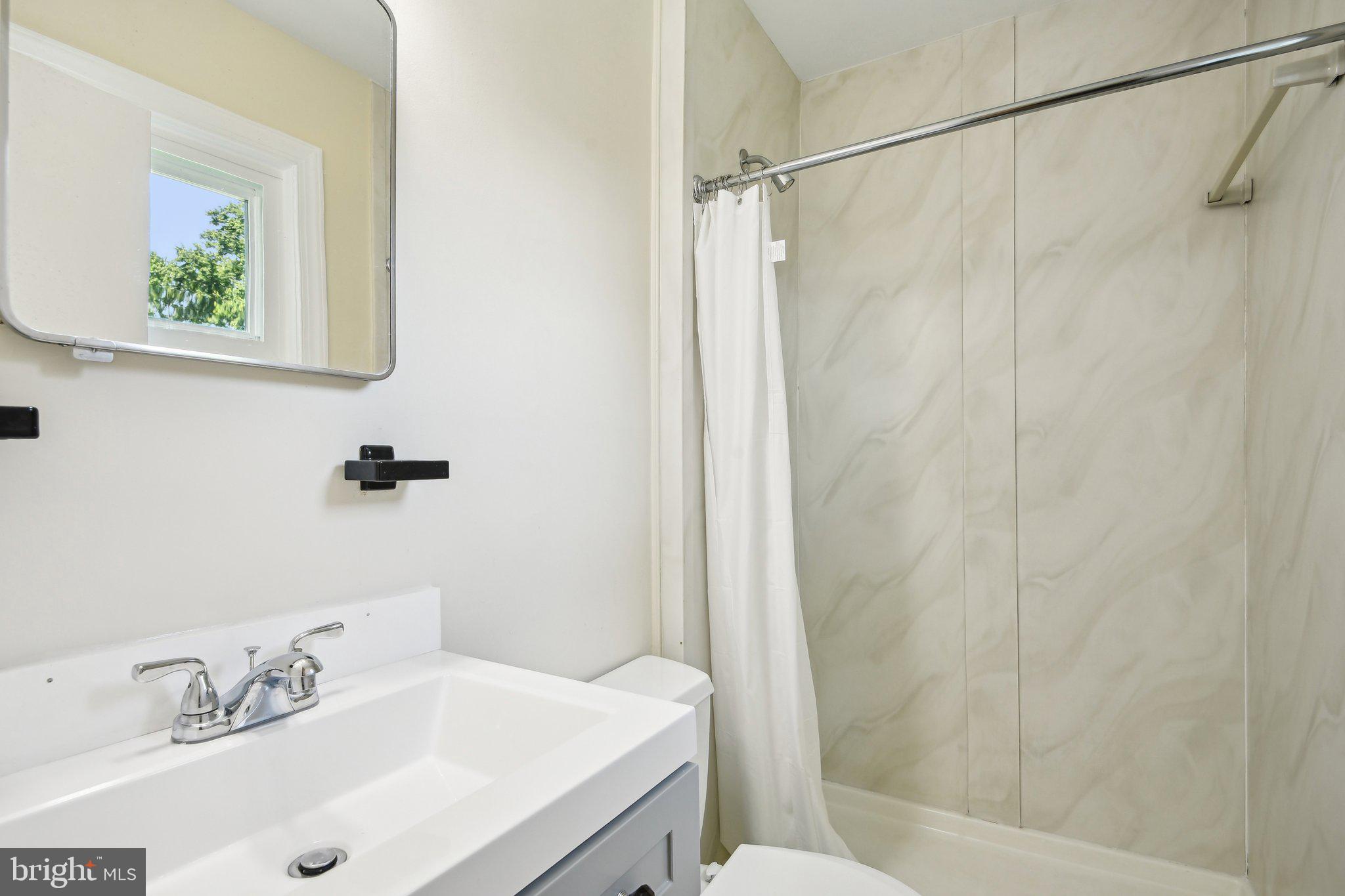 Silver Spring, Maryland, 20906, United States, 3 Bedrooms Bedrooms, ,2 BathroomsBathrooms,Residential,For Sale,1916566