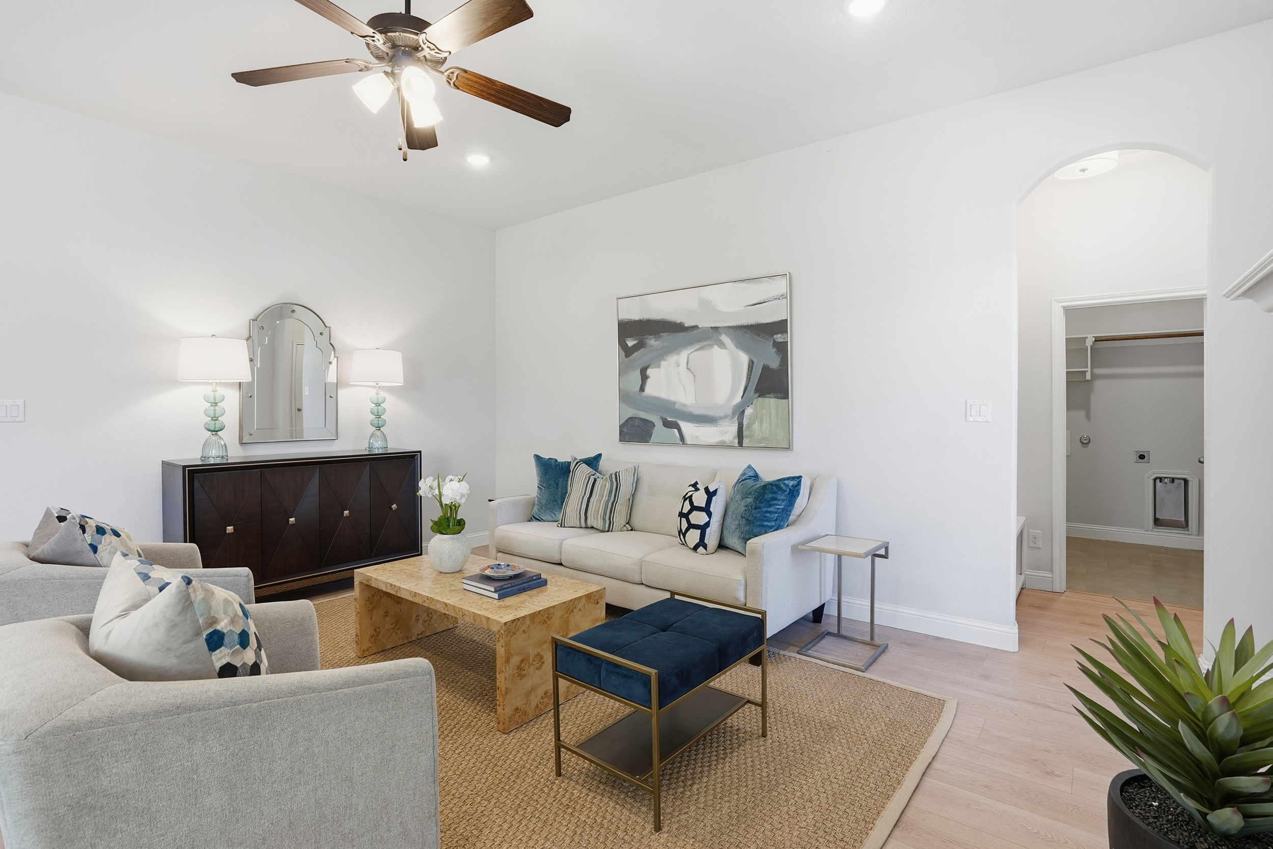  Charming Traditional in River District - 物件實景