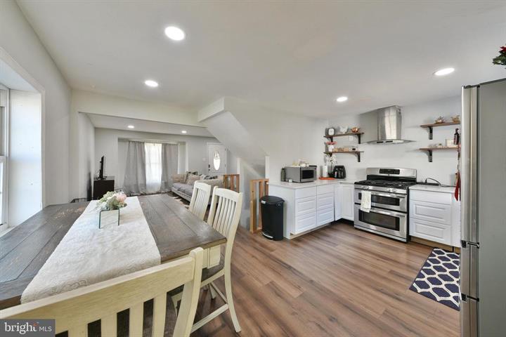 Philadelphia, Pennsylvania, 19111, United States, 4 Bedrooms Bedrooms, ,2 BathroomsBathrooms,Residential,For Sale,1976665