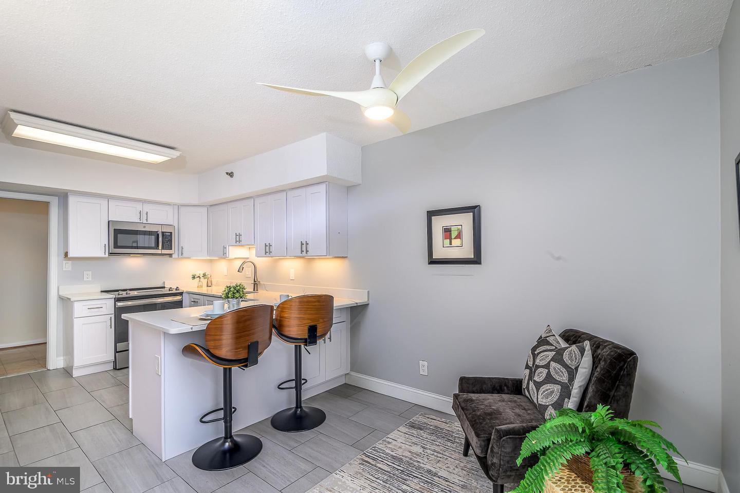 Arlington, Virginia, 22204, United States, 2 Bedrooms Bedrooms, ,2 BathroomsBathrooms,Residential,For Sale,1996960