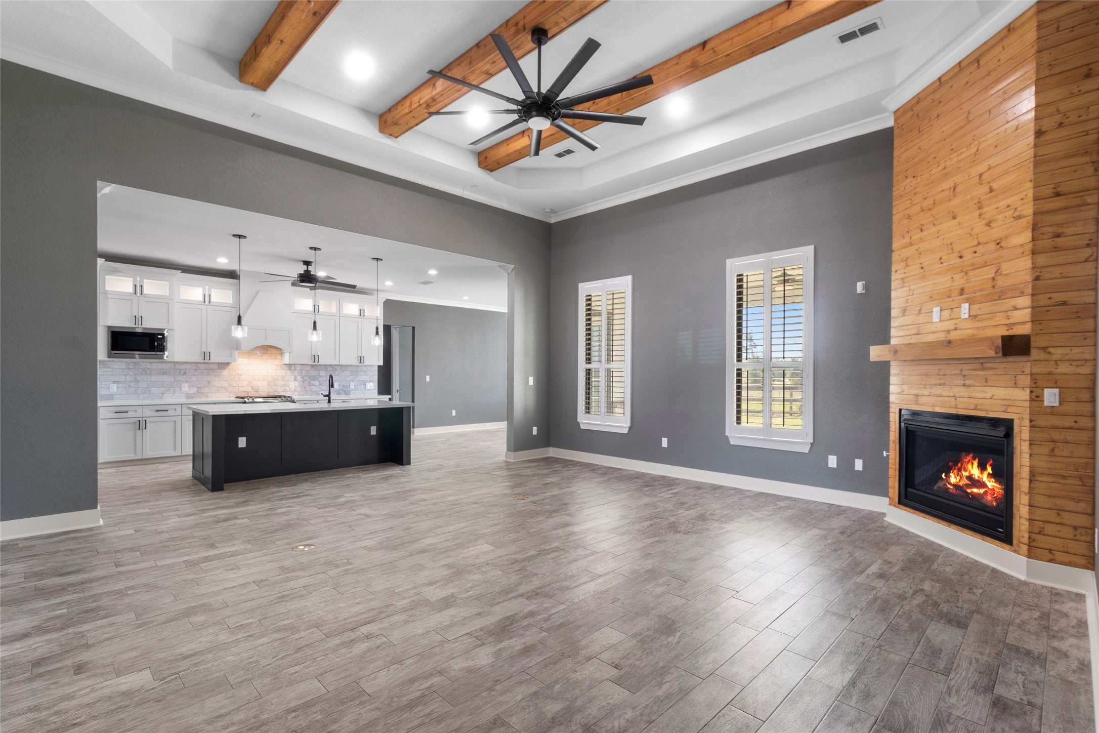 Angleton, Texas, 77515, United States, 4 Bedrooms Bedrooms, ,4 BathroomsBathrooms,Residential,For Sale,1992387