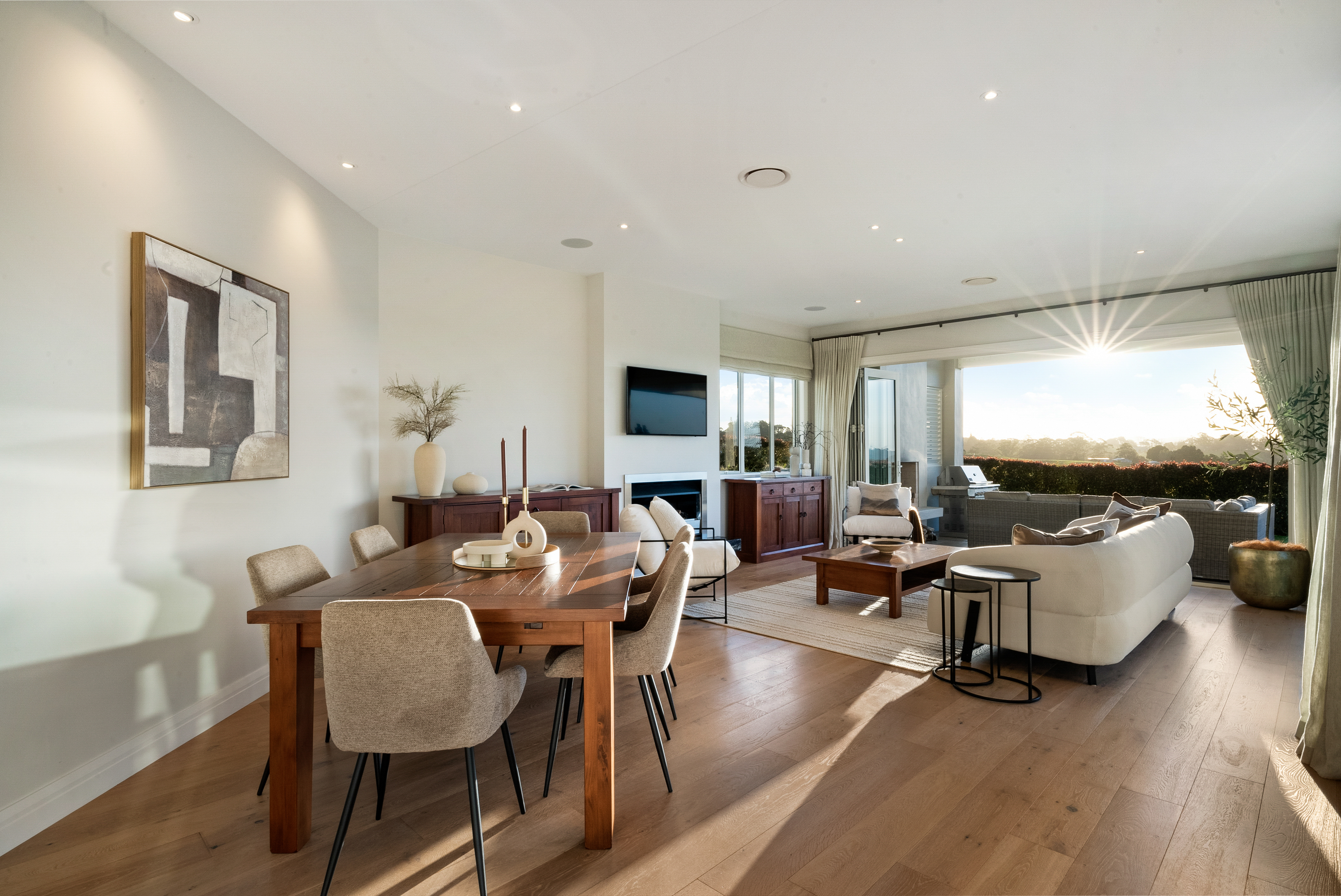  5 Acres of Private Luxury - A Smart Alternative to City Living - 物件實景