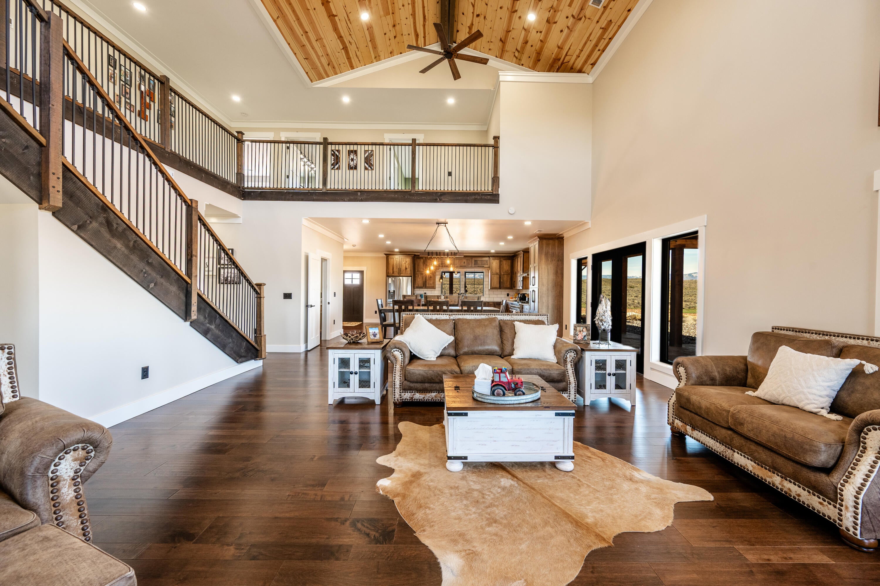 Ranchester, Wyoming, 82839, United States, 5 Bedrooms Bedrooms, ,4 BathroomsBathrooms,Residential,For Sale,2016525