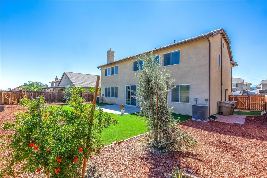 Hesperia, California, 92344, United States, 4 Bedrooms Bedrooms, ,3 BathroomsBathrooms,Residential,For Sale,2036953