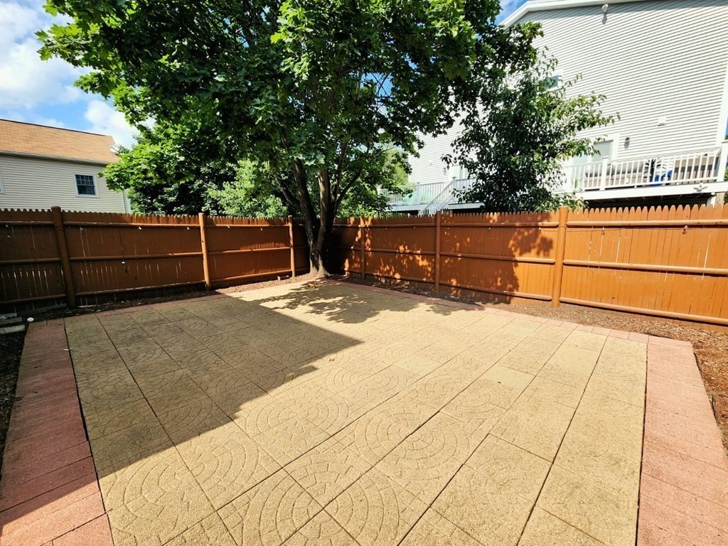 Revere, Massachusetts, 02151, United States, 3 Bedrooms Bedrooms, ,2 BathroomsBathrooms,Residential,For Sale,1993819