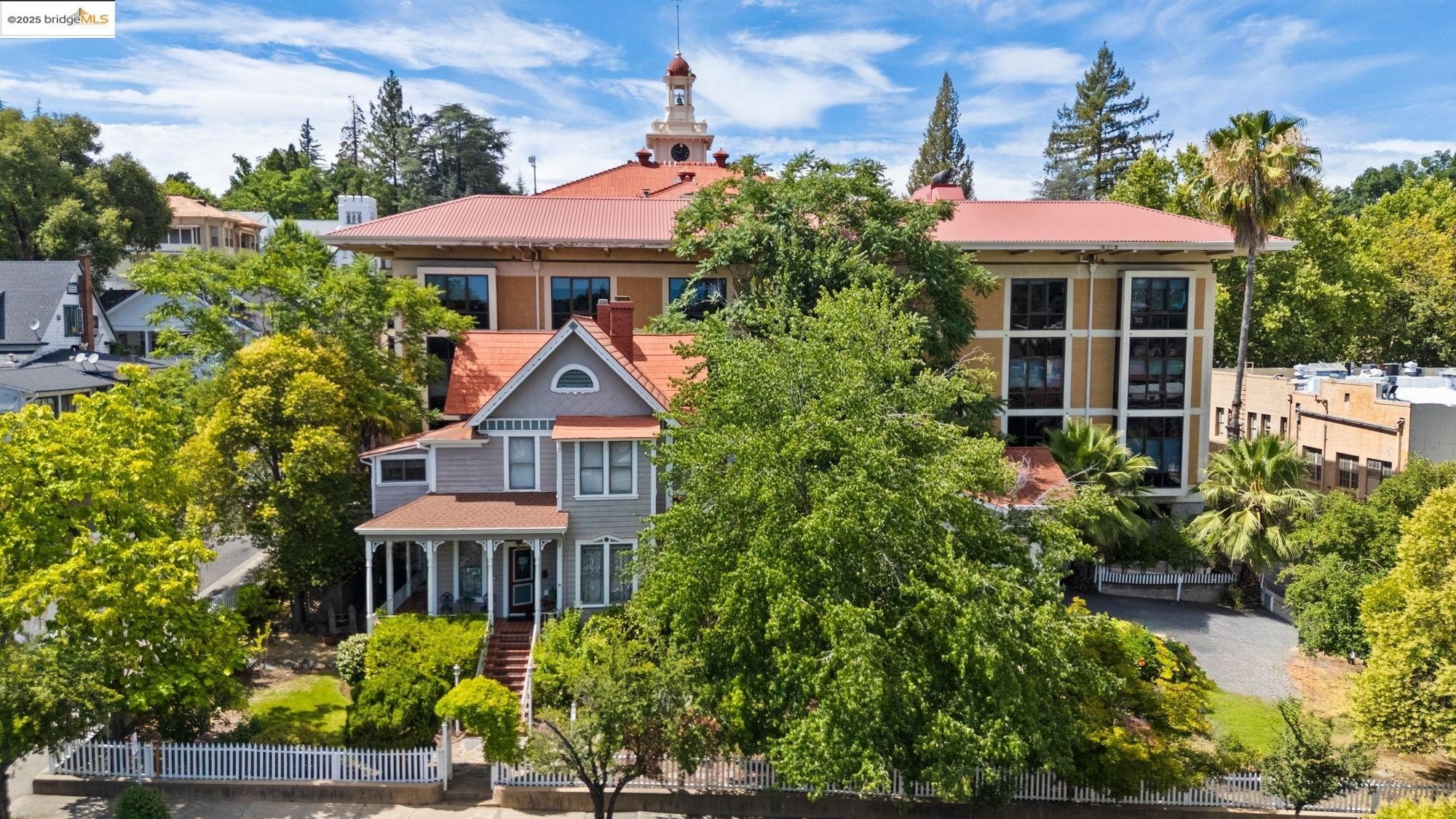 Sonora, California, 95370, United States, 5 Bedrooms Bedrooms, ,5 BathroomsBathrooms,Residential,For Sale,1903686
