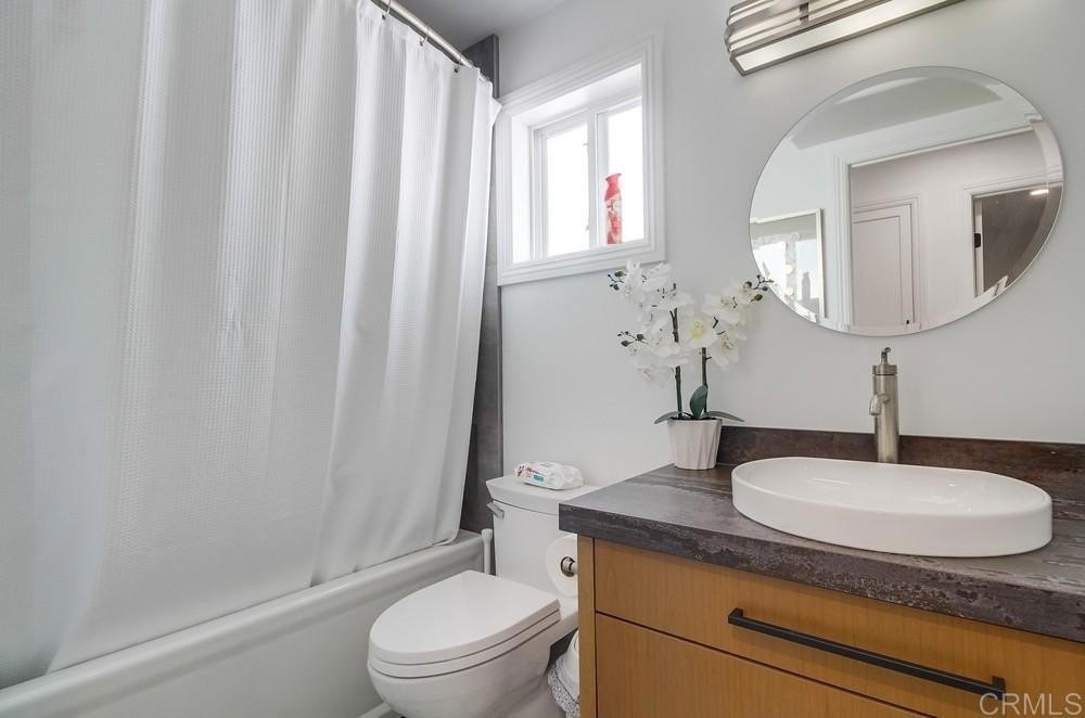 Coronado, California, 92118, United States, 2 Bedrooms Bedrooms, ,2 BathroomsBathrooms,Residential,For Sale,1794986