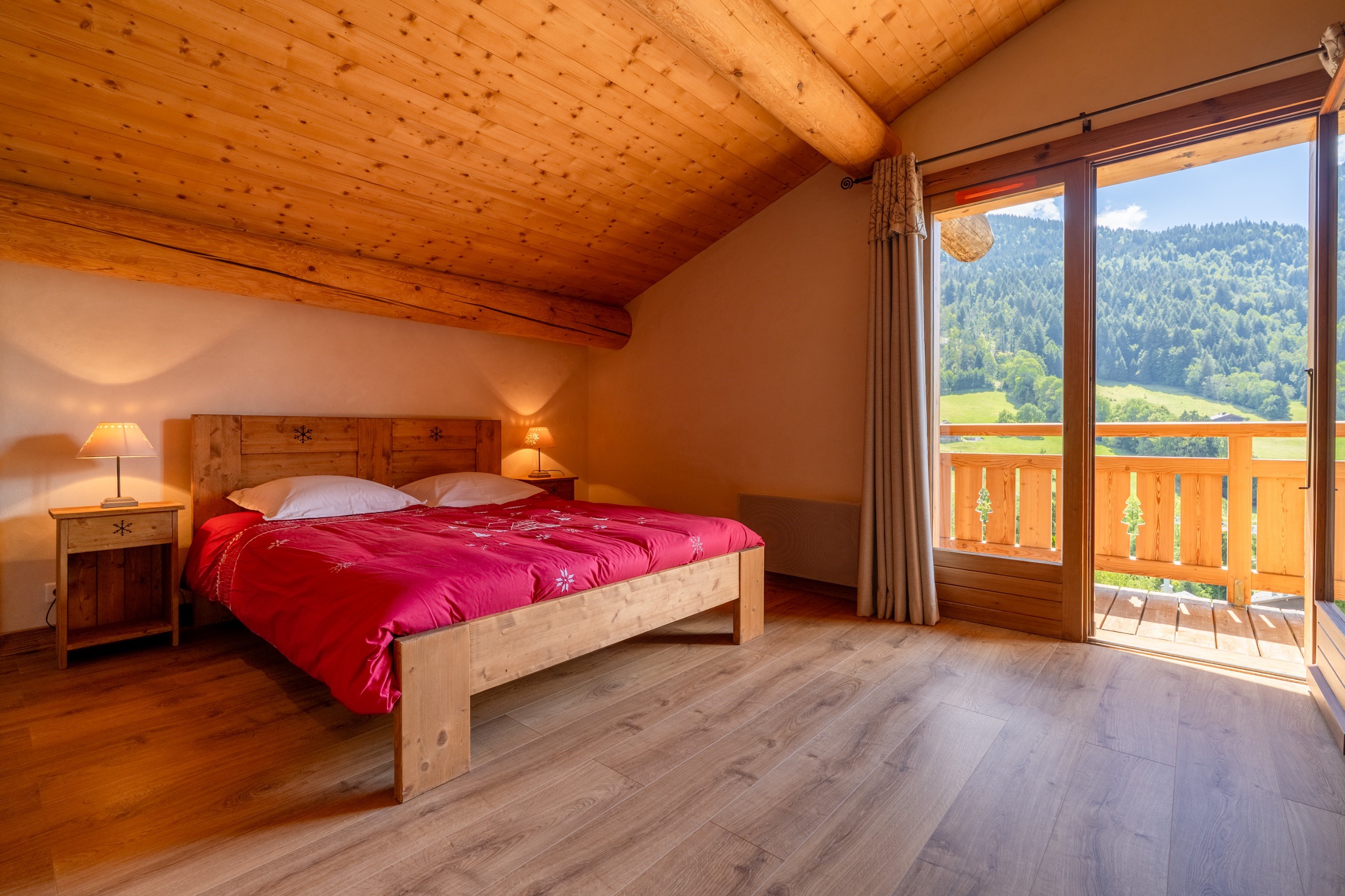  EXCEPTIONAL CHALET – NEAR THE SKI SLOPES – VIEW OF THE ARAVIS MOUNTAIN RANGE - 物件實景