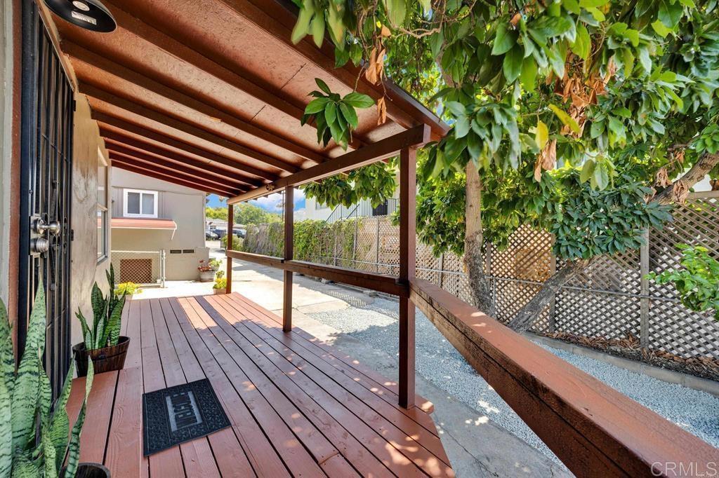 Spring Valley, California, 91977, United States, 6 Bedrooms Bedrooms, ,4 BathroomsBathrooms,Residential,For Sale,1996017