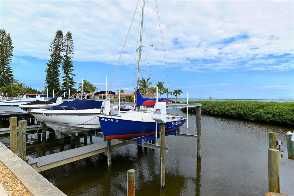 Longboat Key, Florida, 34228, United States, 2 Bedrooms Bedrooms, ,2 BathroomsBathrooms,Residential,For Sale,1837810