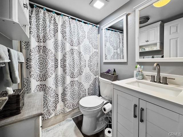 Glendale, California, 91202, United States, 2 Bedrooms Bedrooms, ,Residential,For Sale,1993886