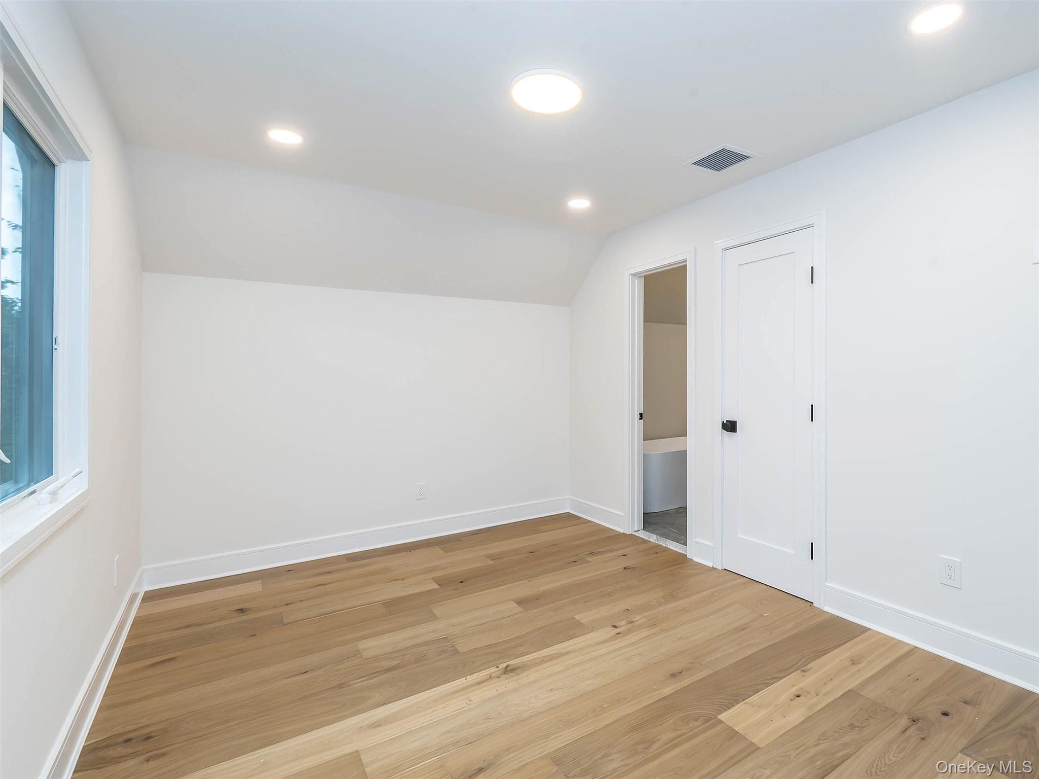  48 Buckeye Road, Glen Cove, NY, 11542 - 物件實景