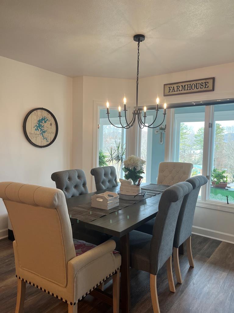 Hiawassee, Georgia, 30546, United States, 3 Bedrooms Bedrooms, ,2 BathroomsBathrooms,Residential,For Sale,1761717