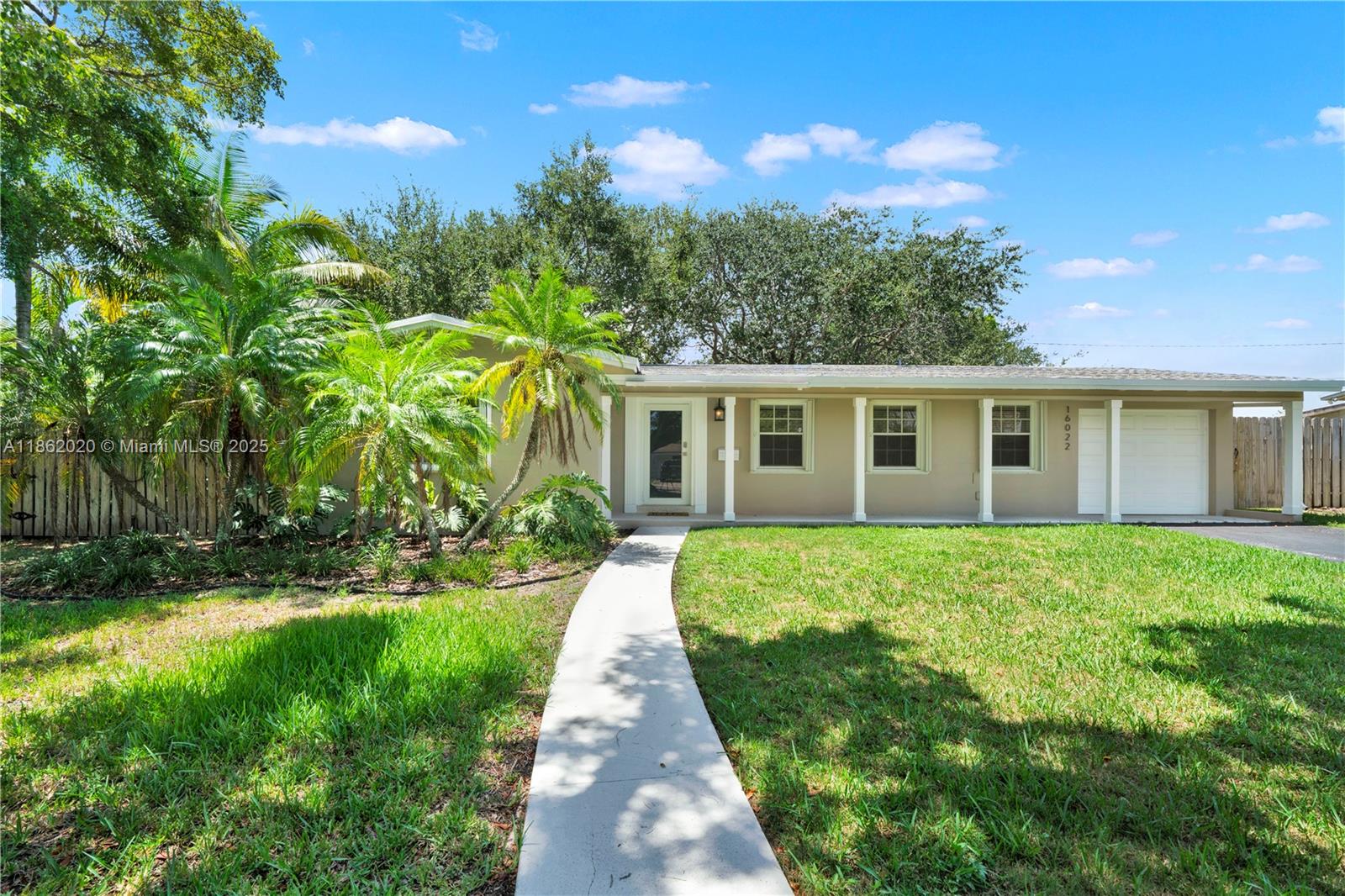 Miami, Florida, 33157, United States, 2 Bedrooms Bedrooms, ,1 BathroomBathrooms,Residential,For Sale,1932105