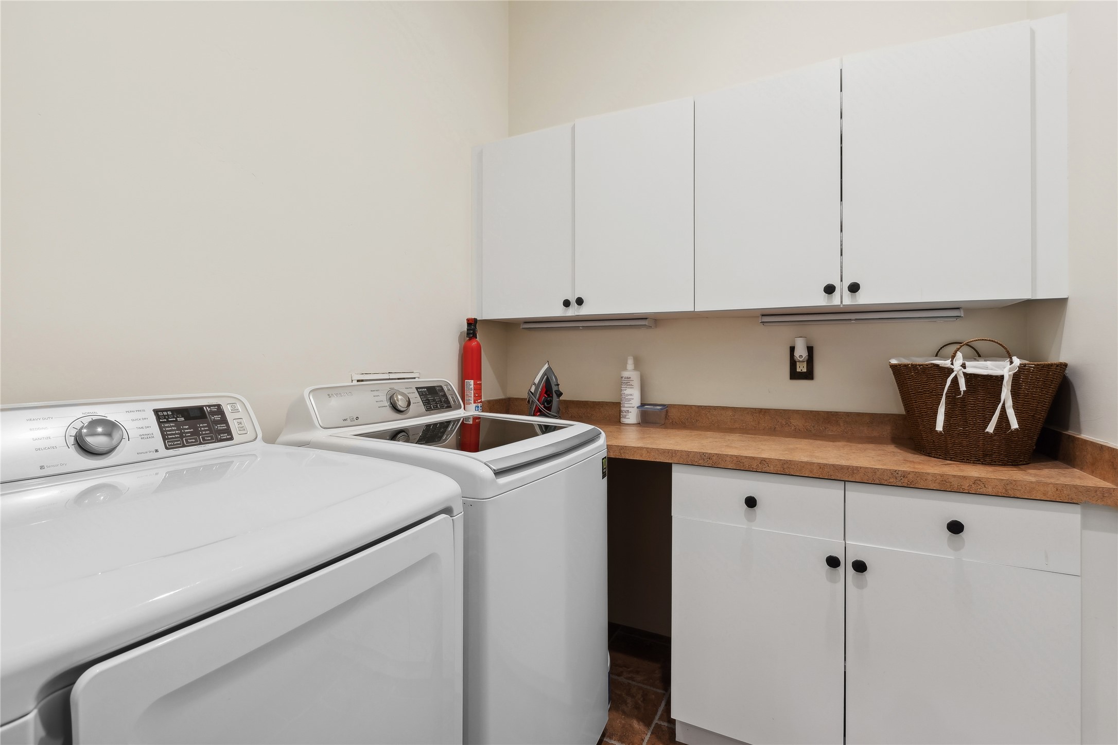  111 Slopeside Drive, Unit #7 - 物件實景