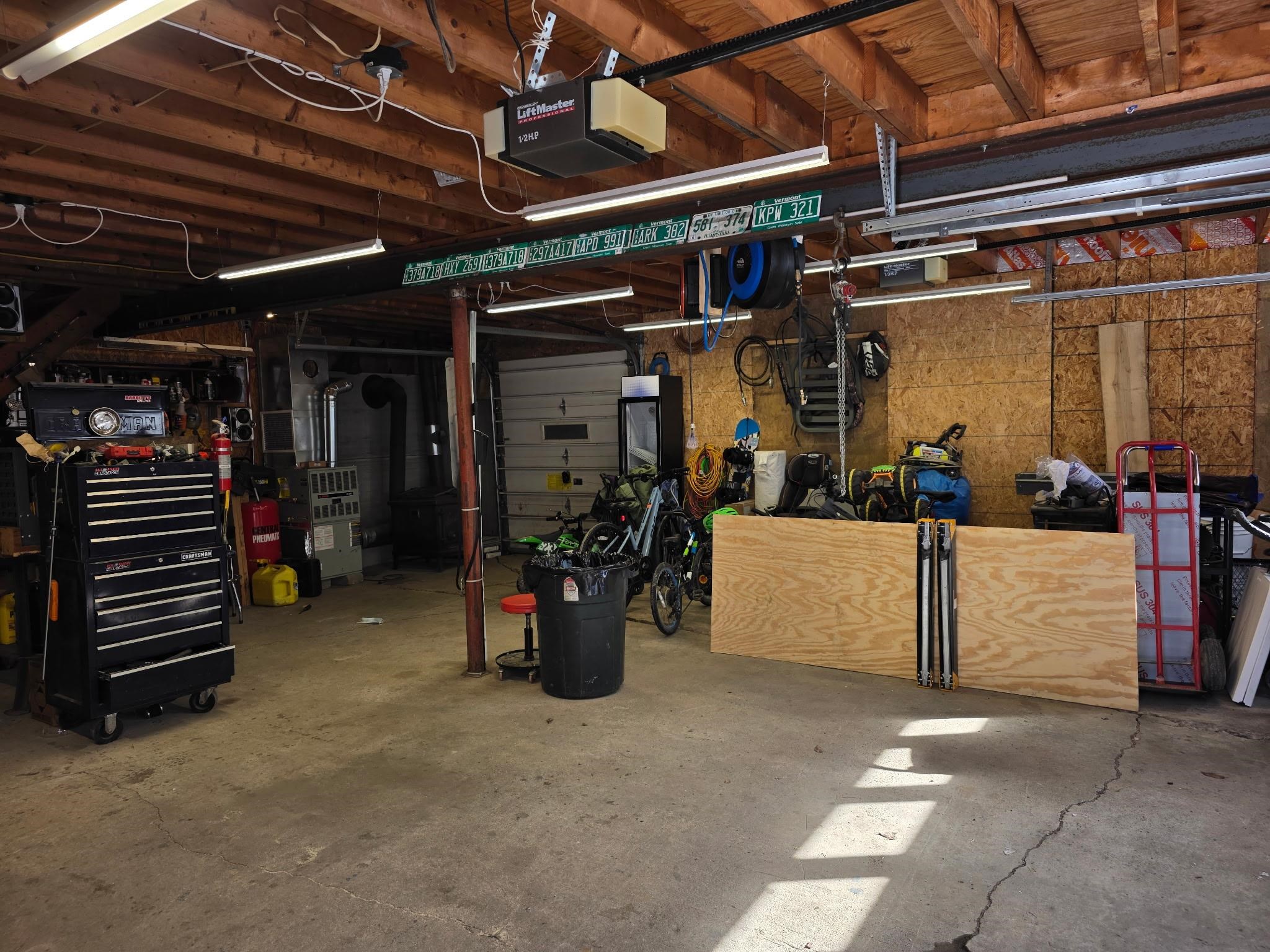 Fairfax, Vermont, 05454, United States, 3 Bedrooms Bedrooms, ,2 BathroomsBathrooms,Residential,For Sale,2031204