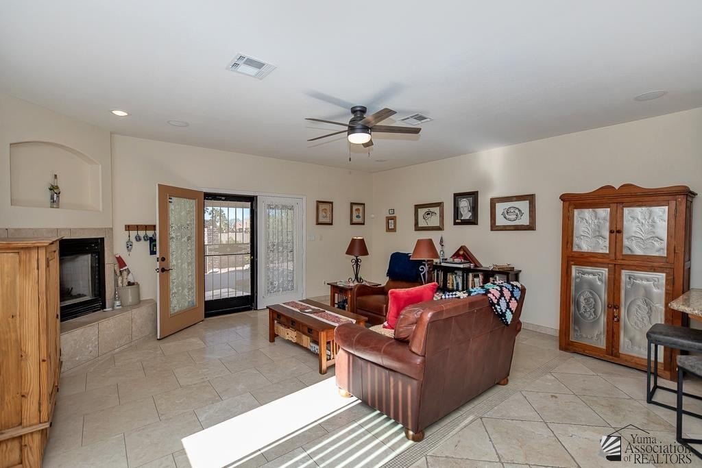 Yuma, Arizona, 85367, United States, 4 Bedrooms Bedrooms, ,1 BathroomBathrooms,Residential,For Sale,2010746