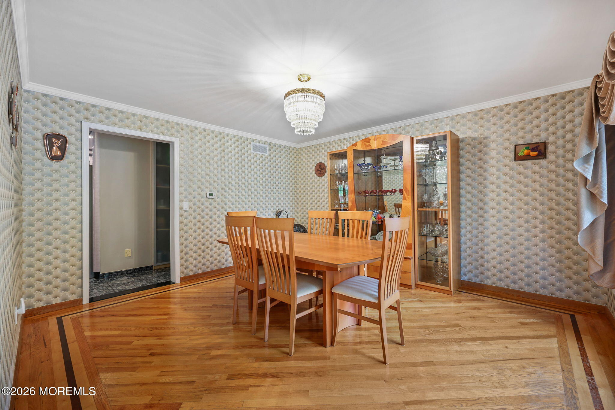 Marlboro, New Jersey, 07746, United States, 4 Bedrooms Bedrooms, ,4 BathroomsBathrooms,Residential,For Sale,2049108