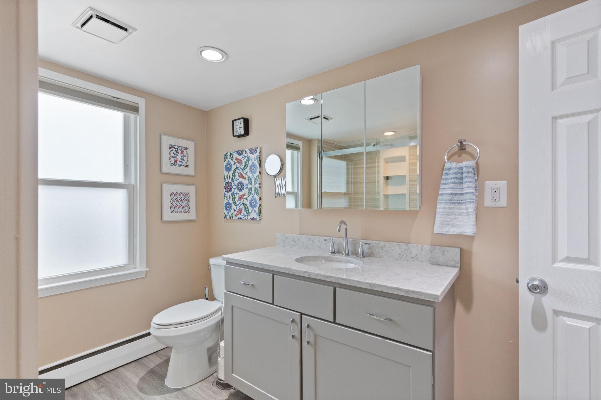 Lorton, Virginia, 22079, United States, 4 Bedrooms Bedrooms, ,3 BathroomsBathrooms,Residential,For Sale,1974671