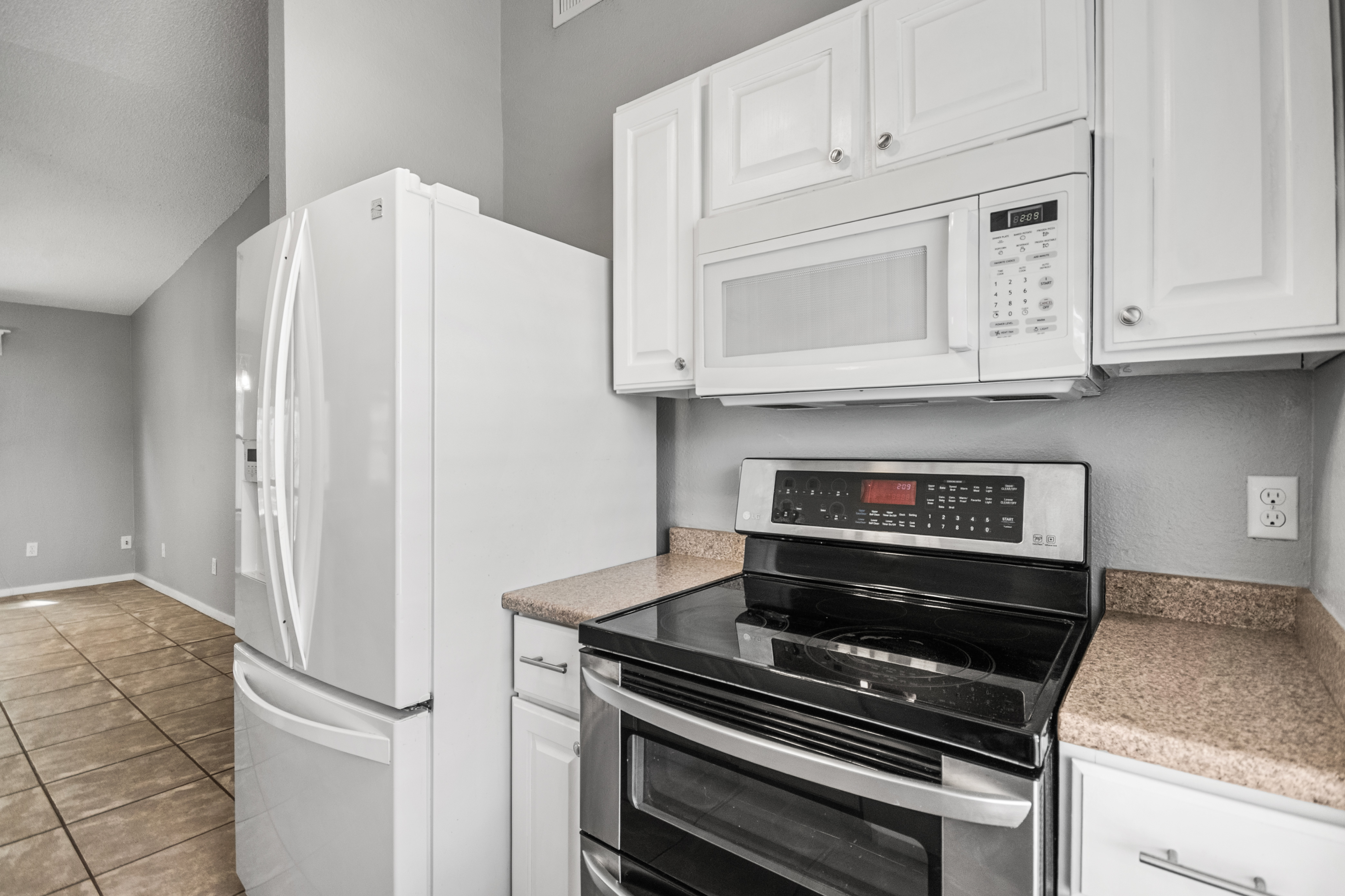  Beautiful Front Porch Views - 物件實景