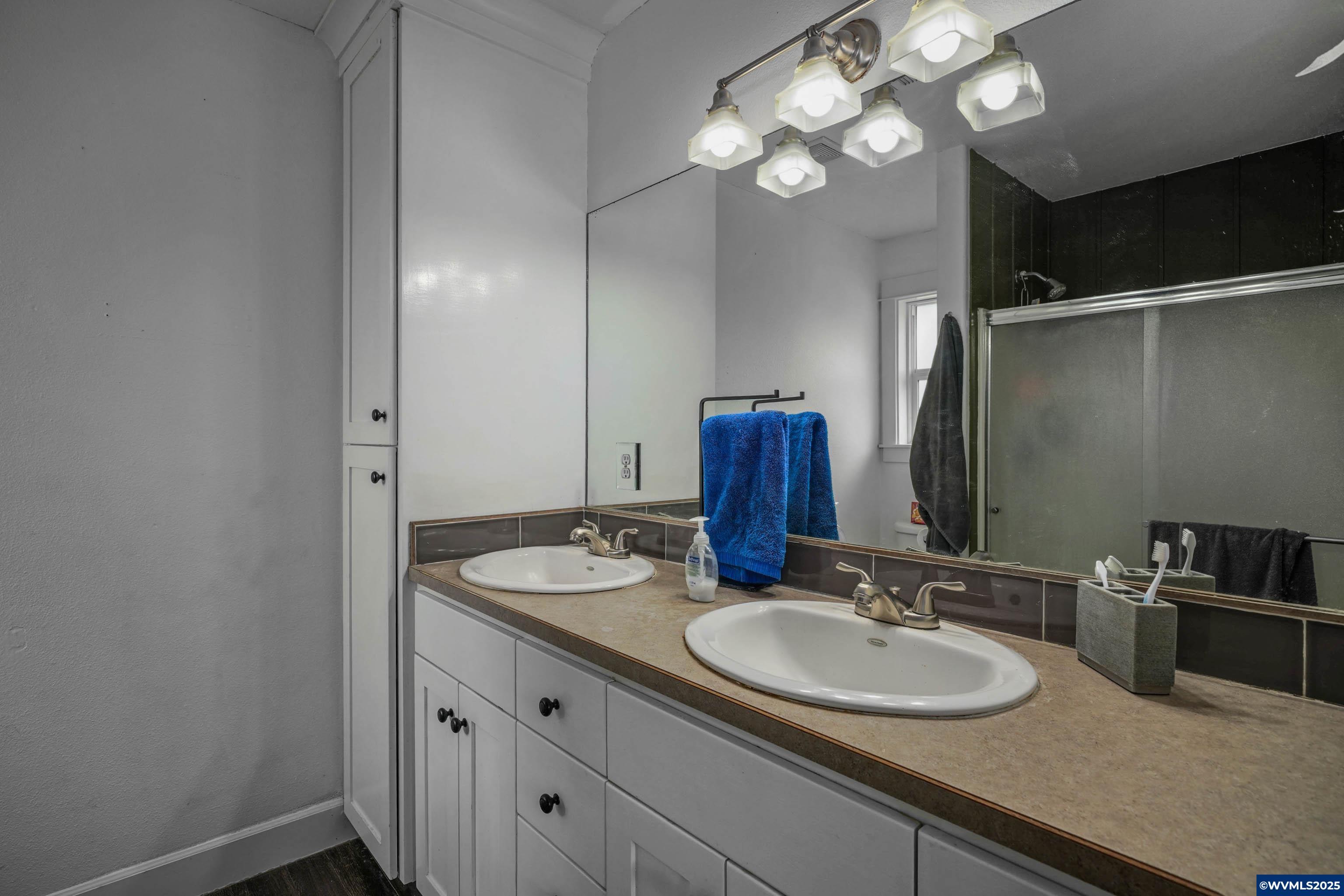 Keizer, Oregon, 97303, United States, 3 Bedrooms Bedrooms, ,3 BathroomsBathrooms,Residential,For Sale,1890853