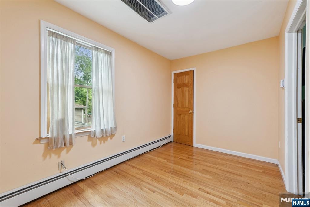 Hillsdale, New Jersey, 07642, United States, 5 Bedrooms Bedrooms, ,3 BathroomsBathrooms,Residential,For Sale,1885332