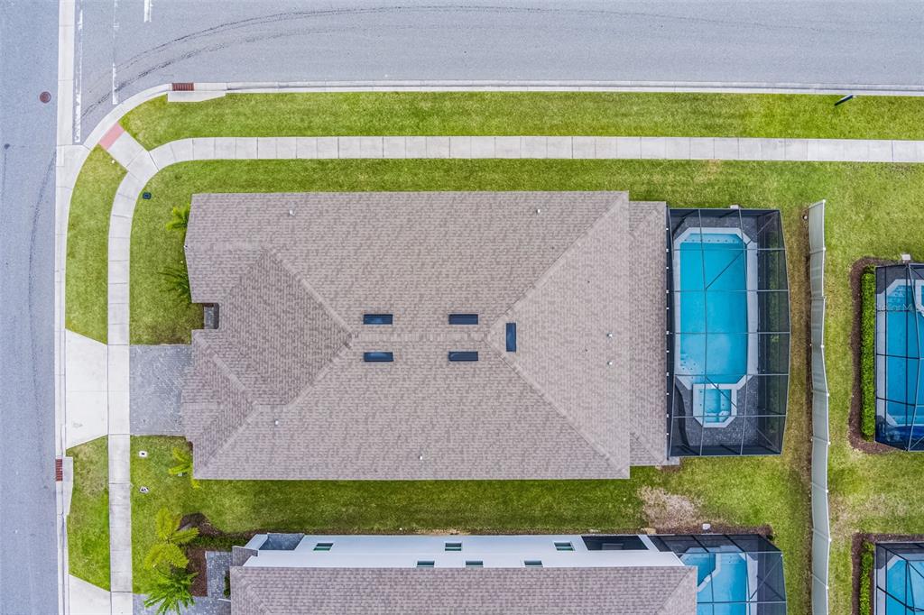 Davenport, Florida, 33897, United States, 10 Bedrooms Bedrooms, ,8 BathroomsBathrooms,Residential,For Sale,1897679