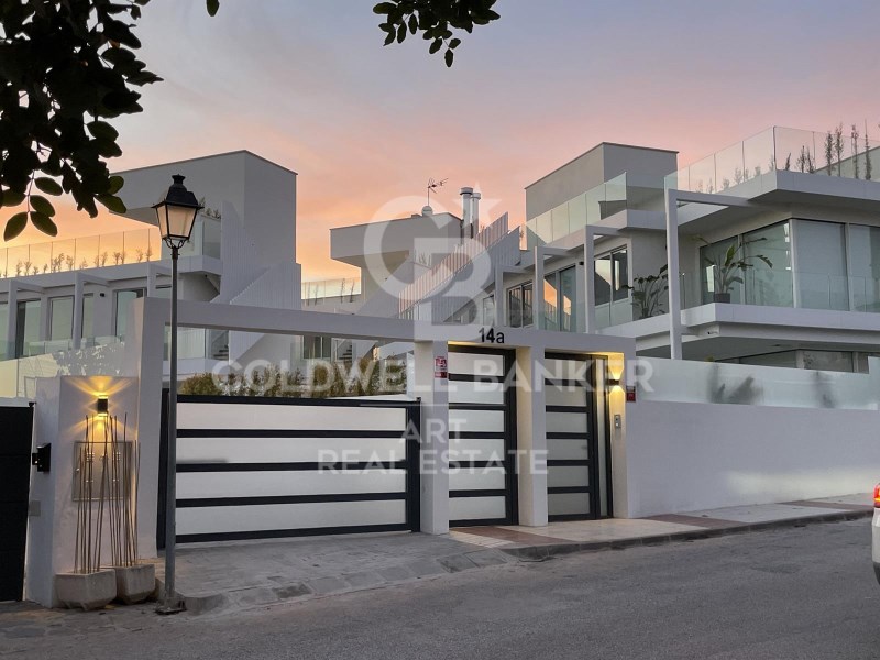 M?laga, Marbella, Marbella Pueblo M?laga, Marbella, Marbella, Andalusia, ES, 3 Bedrooms Bedrooms, ,3 BathroomsBathrooms,Residential,For Sale,M?laga, Marbella, Marbella Pueblo M?laga, Marbella,1668538