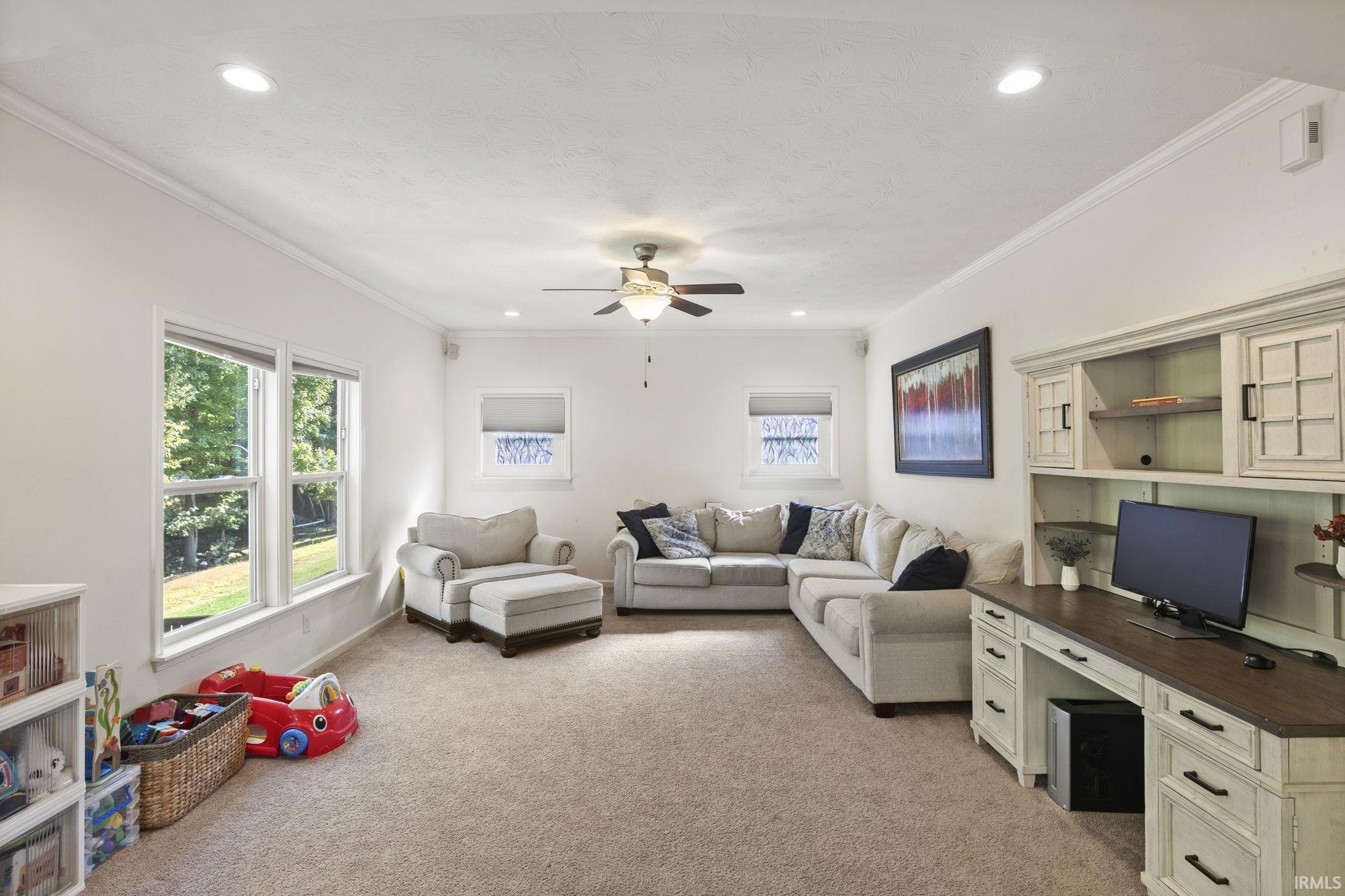 Bloomington, Indiana, 47404, United States, 5 Bedrooms Bedrooms, ,4 BathroomsBathrooms,Residential,For Sale,1979939