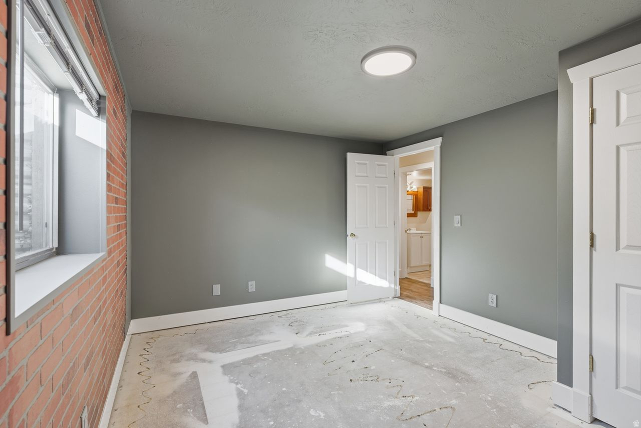 Lehi, Utah, 84043, United States, 4 Bedrooms Bedrooms, ,2 BathroomsBathrooms,Residential,For Sale,2000499