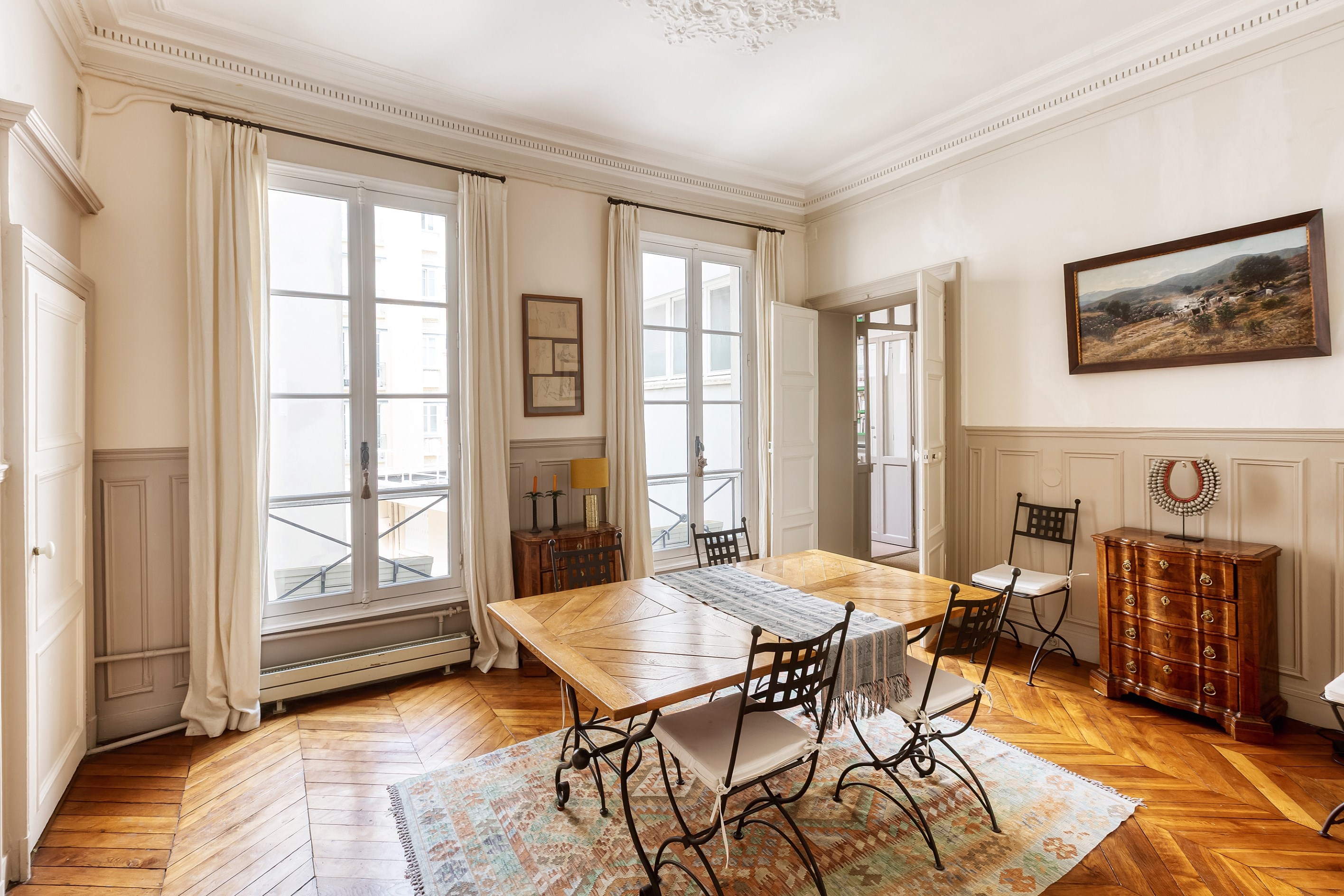  Family Apartment for Sale – Luxembourg Gardens - 物件實景