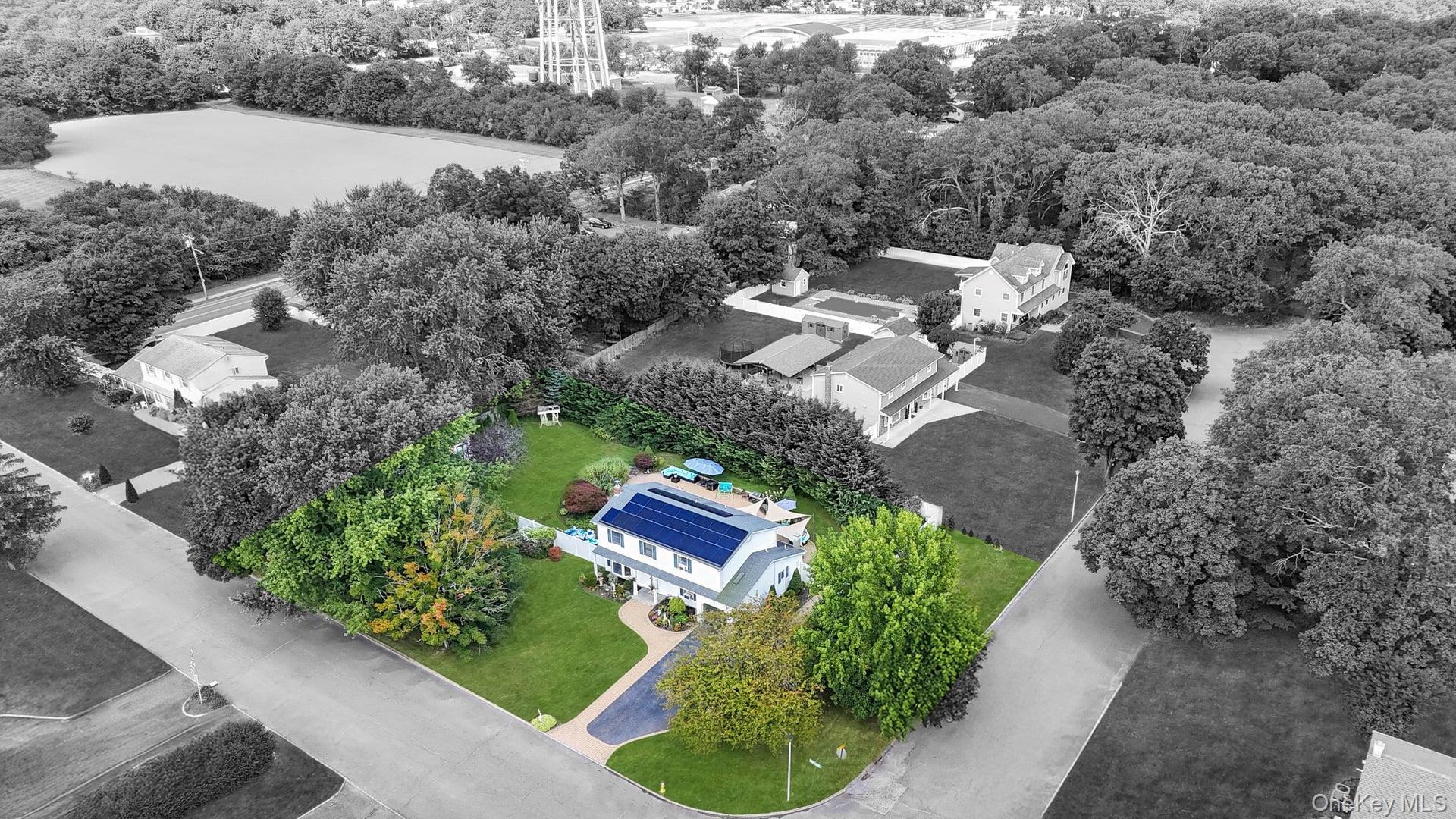 Port Jefferson Station, New York, 11776, United States, 4 Bedrooms Bedrooms, ,3 BathroomsBathrooms,Residential,For Sale,1941704