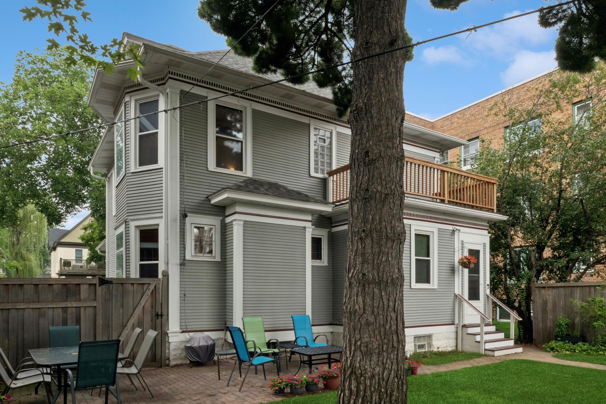 Minneapolis, Minnesota, 55408, United States, 4 Bedrooms Bedrooms, ,2 BathroomsBathrooms,Residential,For Sale,1919825