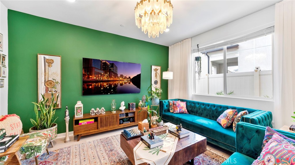 Fallbrook, California, 92028, United States, 3 Bedrooms Bedrooms, ,3 BathroomsBathrooms,Residential,For Sale,1987532