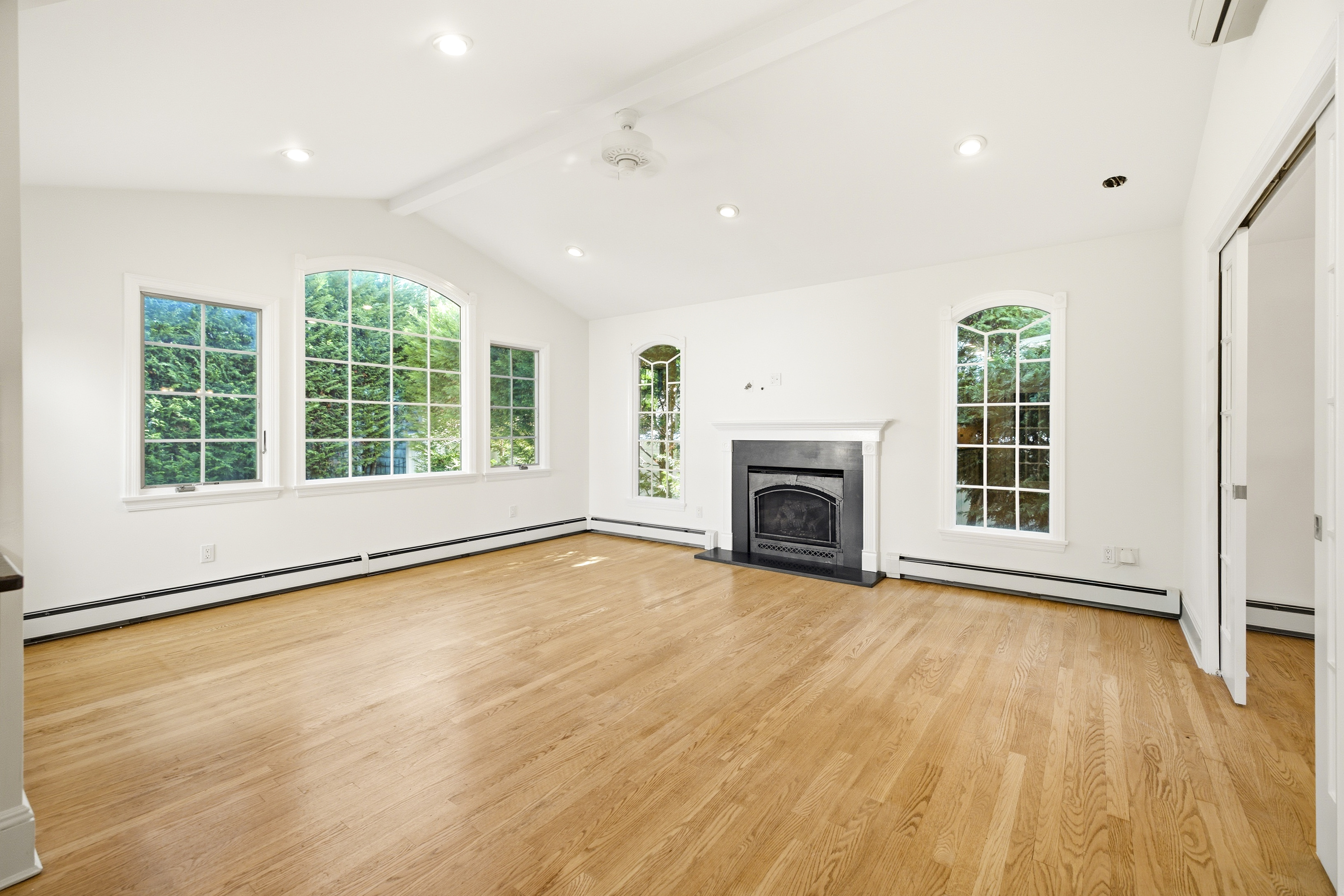  404 Cornwell Avenue, Malverne, NY 11565 - 物件實景