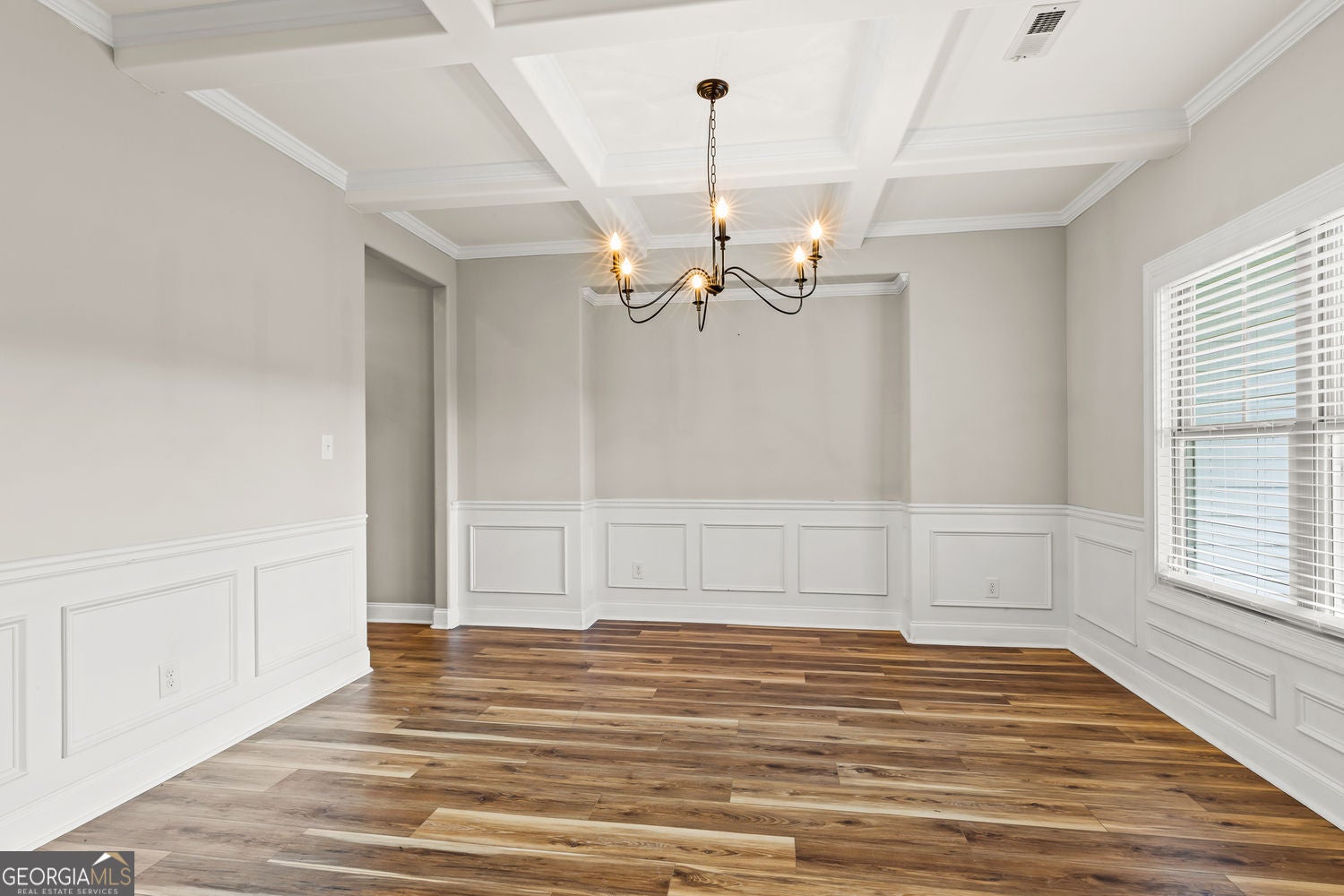 Senoia, Georgia, 30276, United States, 5 Bedrooms Bedrooms, ,4 BathroomsBathrooms,Residential,For Sale,1877866