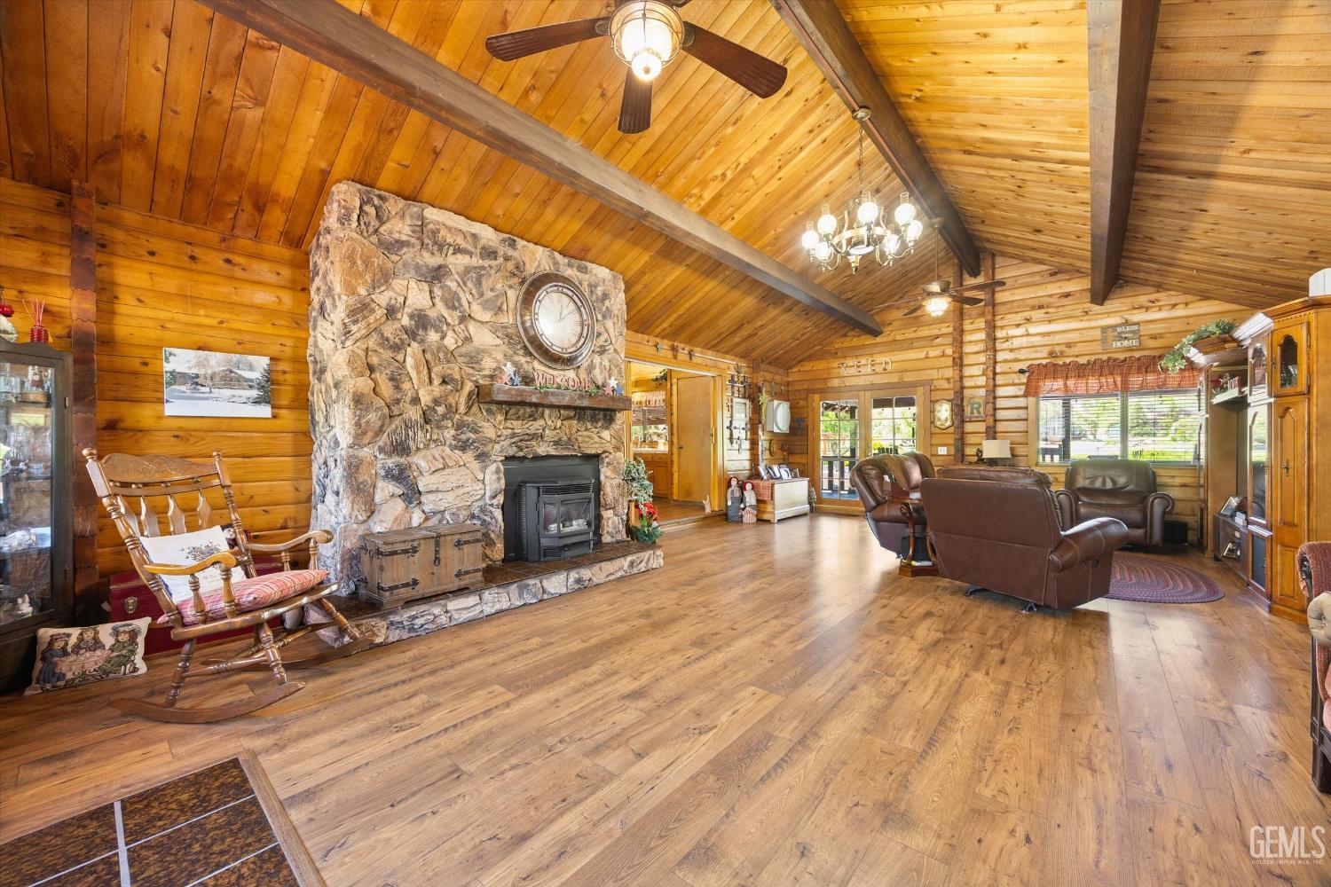 Tehachapi, California, 93561, United States, 3 Bedrooms Bedrooms, ,2 BathroomsBathrooms,Residential,For Sale,2049487